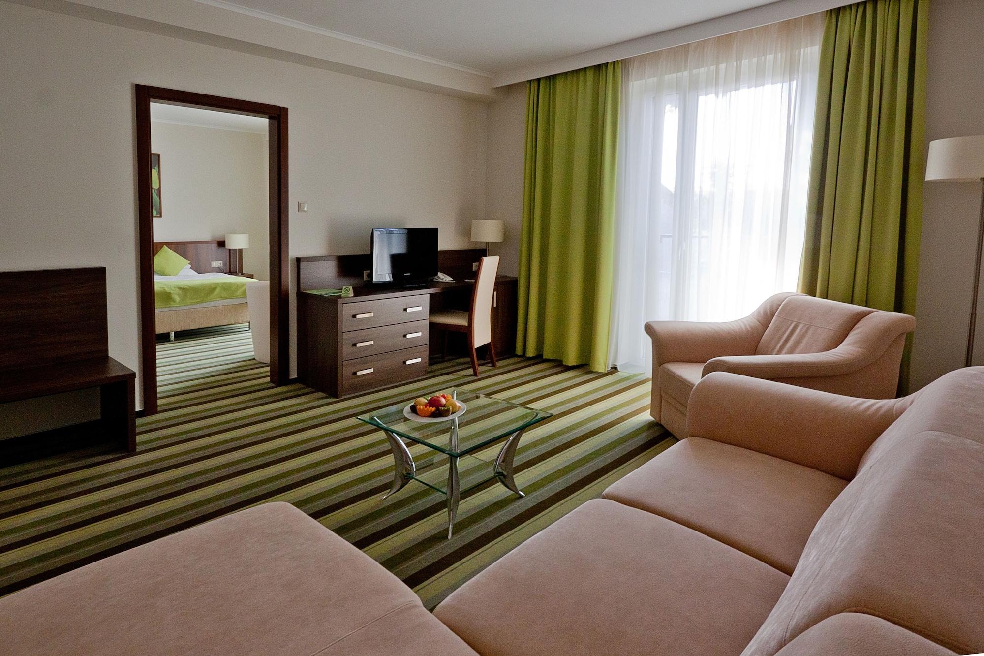 Hotel Ginkgo Hódmezővásárhely Eksteriør bilde