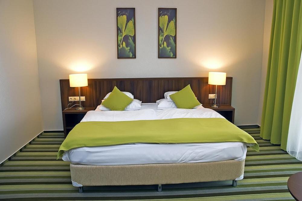 Hotel Ginkgo Hódmezővásárhely Eksteriør bilde
