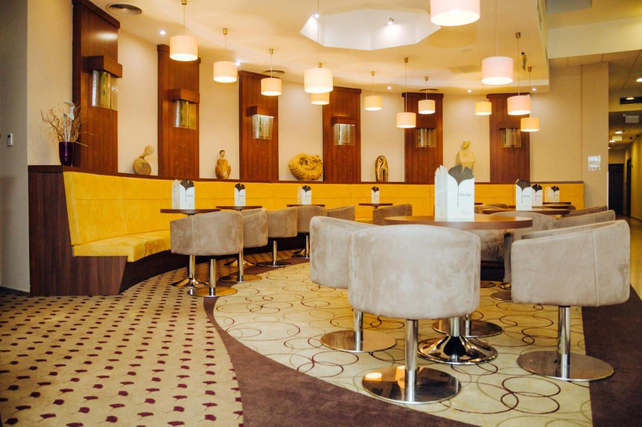 Hotel Ginkgo Hódmezővásárhely Eksteriør bilde
